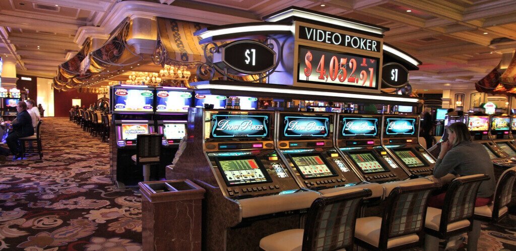 Video poker strategy