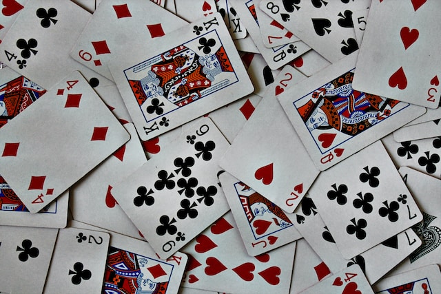 How to Play Canasta